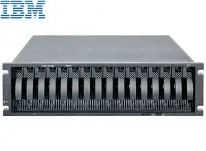DAE IBM System Storage EXP810 - Φωτογραφία
